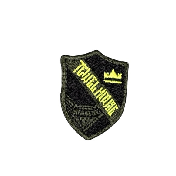 EUC Jewel House RARE Distressed Men’s Diamond Jean Jacket with patches Sz 2X - Picture 4 of 12